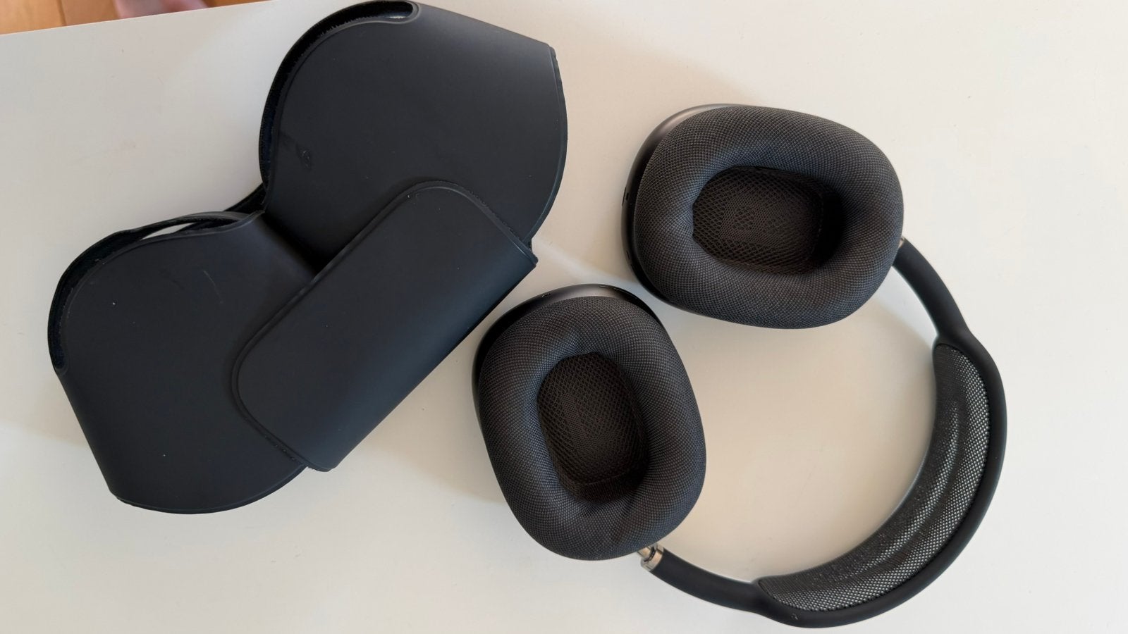 Airpods Max incl. Case en kabel, Gebruikt, Draadloos, Ophalen of Verzenden, Grijs