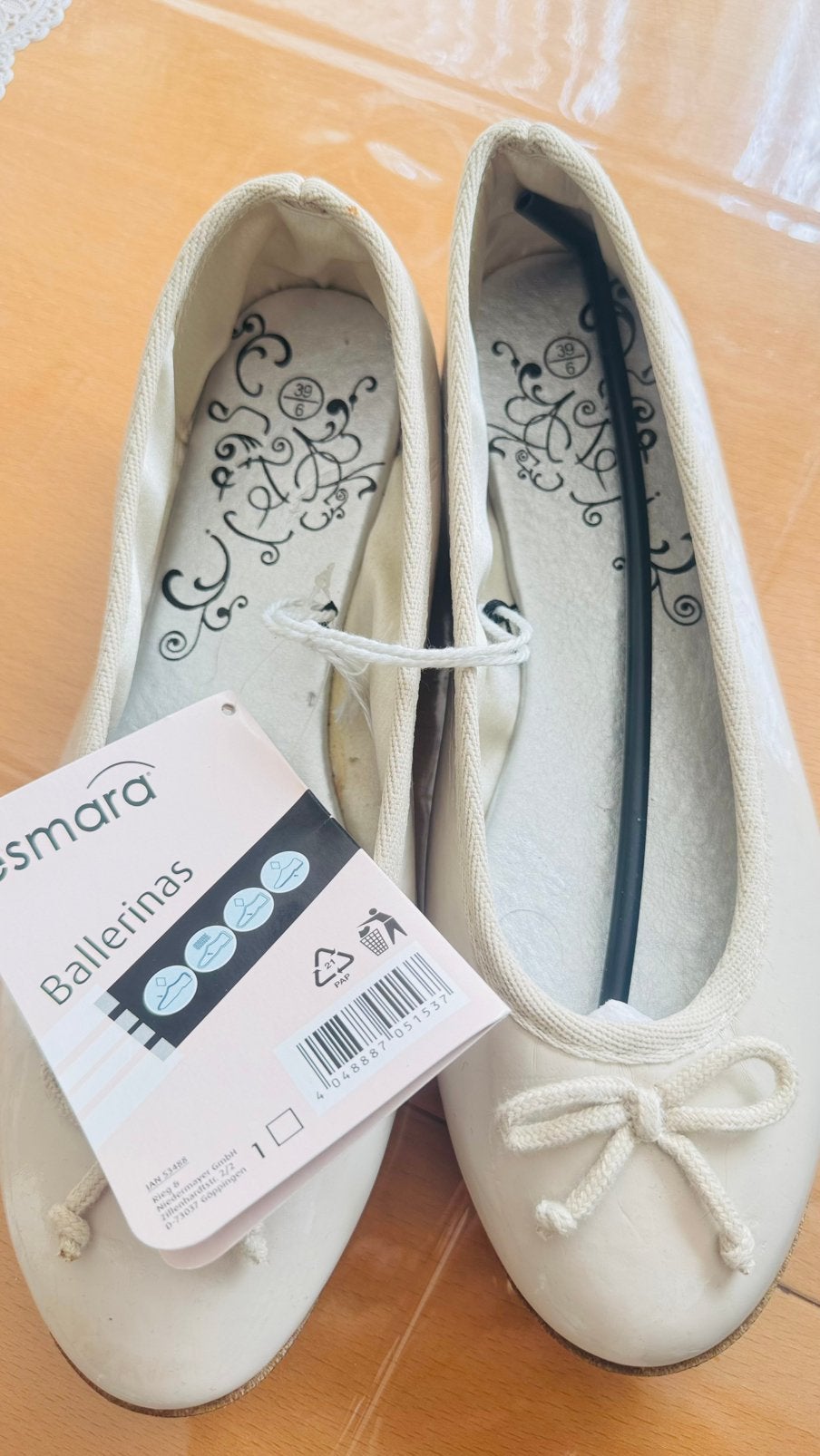 Te koop aangeboden nieuwe, mooie ballerina schoenen,M:39, Kleding | Dames, Schoenen, Beige, Nieuw, Ballerina's, Ophalen of Verzenden