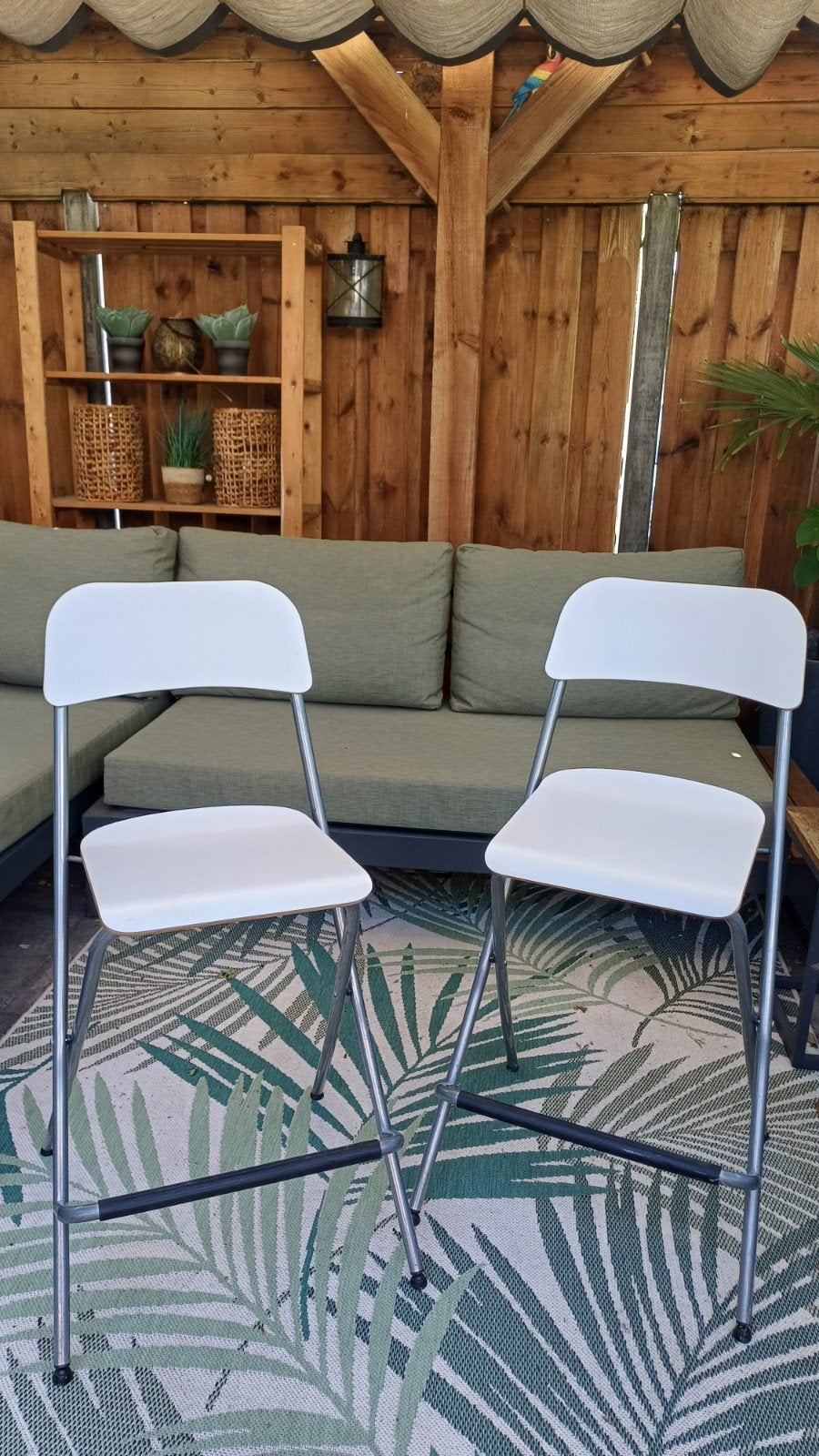 2 opklapbare krukken Ikea, zithoogte 63 cm, Ophalen, Gebruikt, Twee, Wit