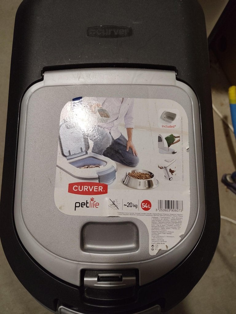 2x Curver petlife 54L, Ophalen