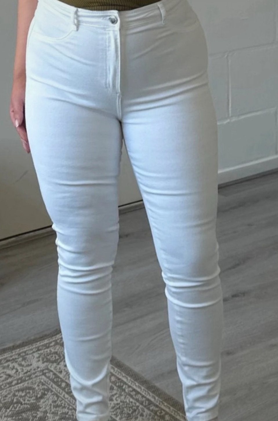 Zara trafaluc denim collection witte jeans met stretch, Ophalen of Verzenden, Zo goed als nieuw, Wit, W30 - W32 (confectie 38/40)