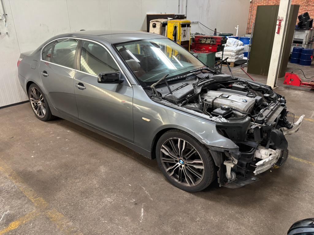BMW 523i E60 in onderdelen, Auto-onderdelen, Ophalen