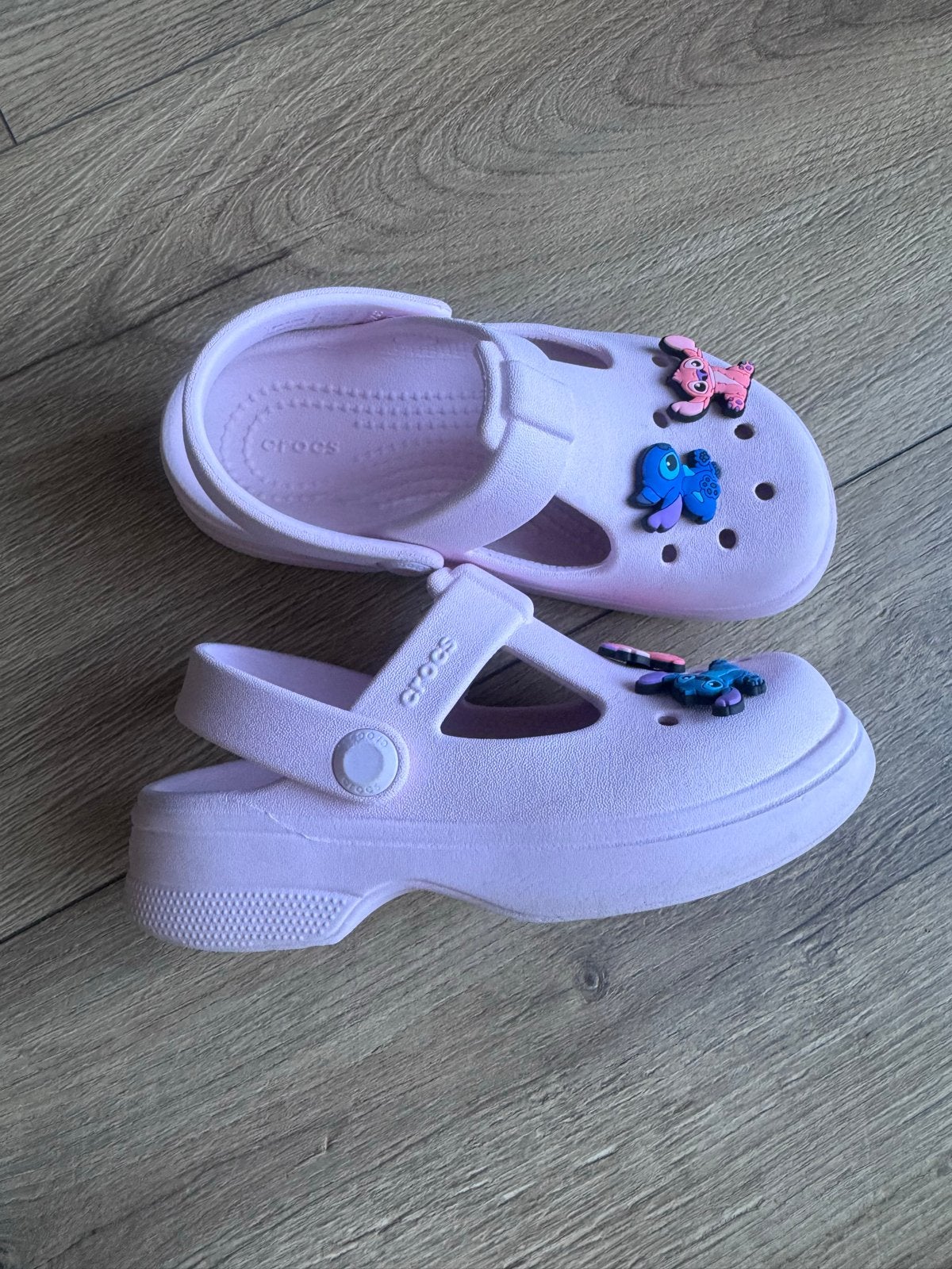 Crocs Mary Jane roze C12 (29/30) met Stitch Jibbitz, Ophalen of Verzenden, Gebruikt, Meisje, Schoenen