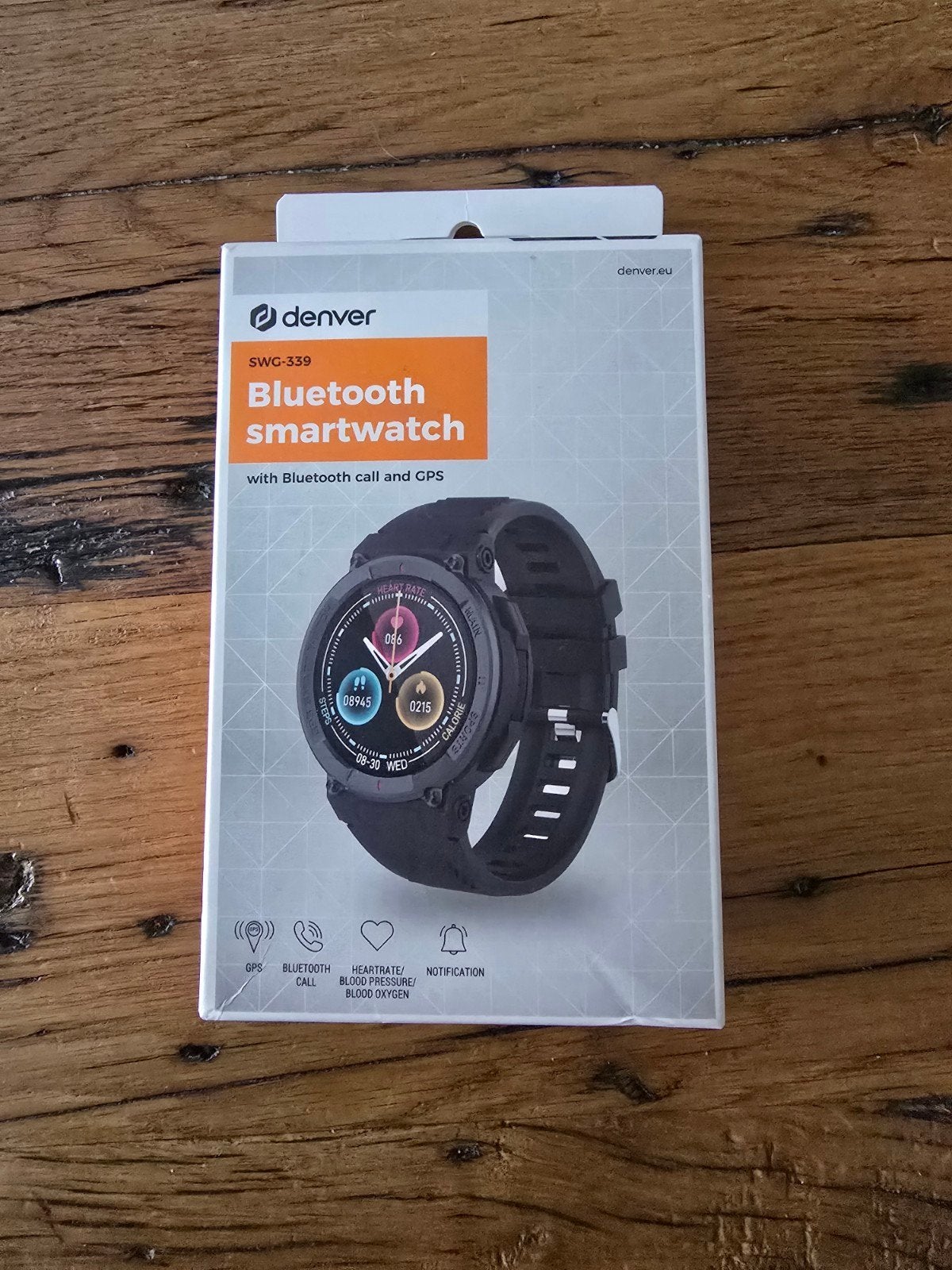Te koop nieuwe Bluetooth smartwatch, merk Denver., Zwart, Nieuw, Ophalen of Verzenden, Denver