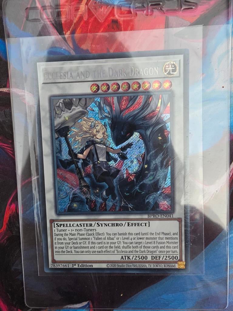 First edition Ecclesia and the Dark Dragon - Yu-Gi-Oh! Kaart, Ophalen of Verzenden, Zo goed als nieuw, Losse kaart, Foil