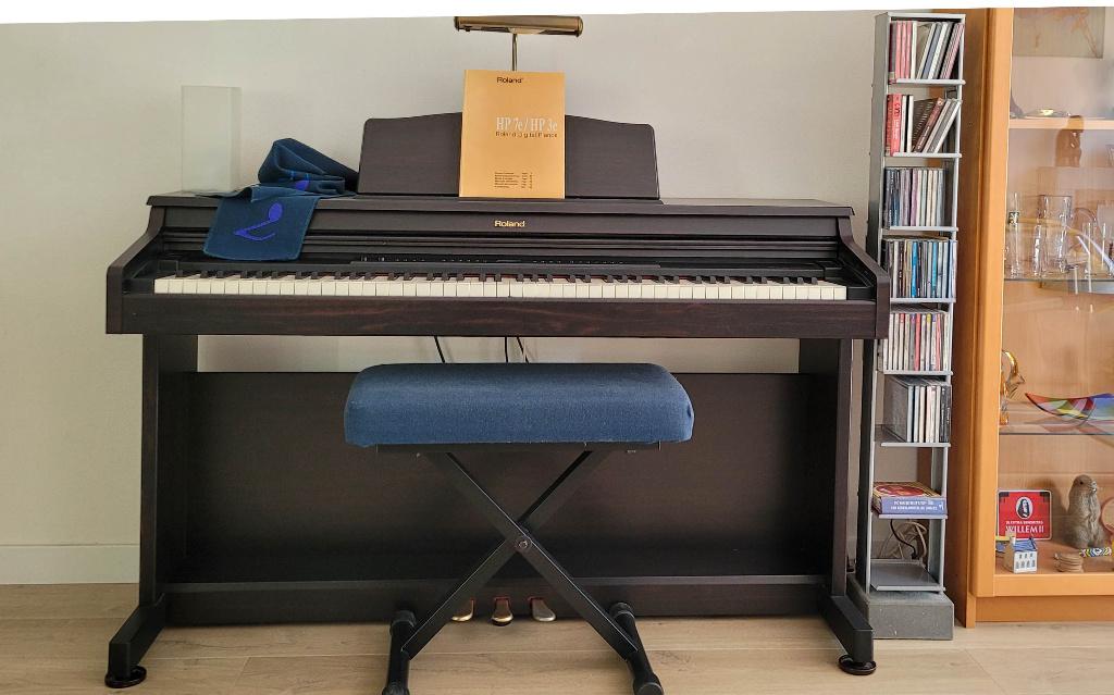Roland HP7e/HP3e, Muziek en Instrumenten, Keyboards, Ophalen, 88 toetsen, Roland, Zo goed als nieuw