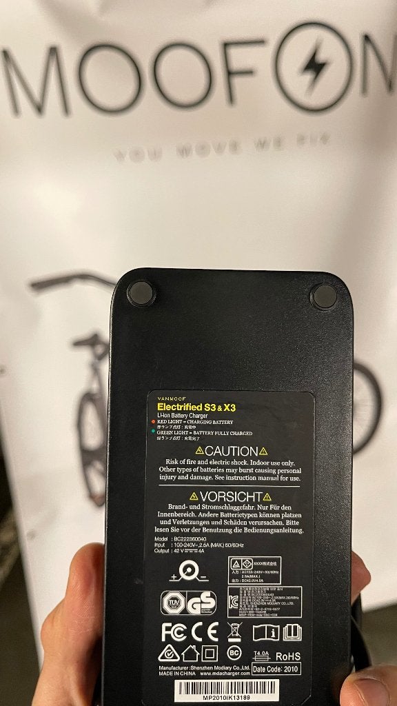 Vanmoof originele s3 lader Vanmoof x3 oplader, Fietsen en Brommers, Gebruikt