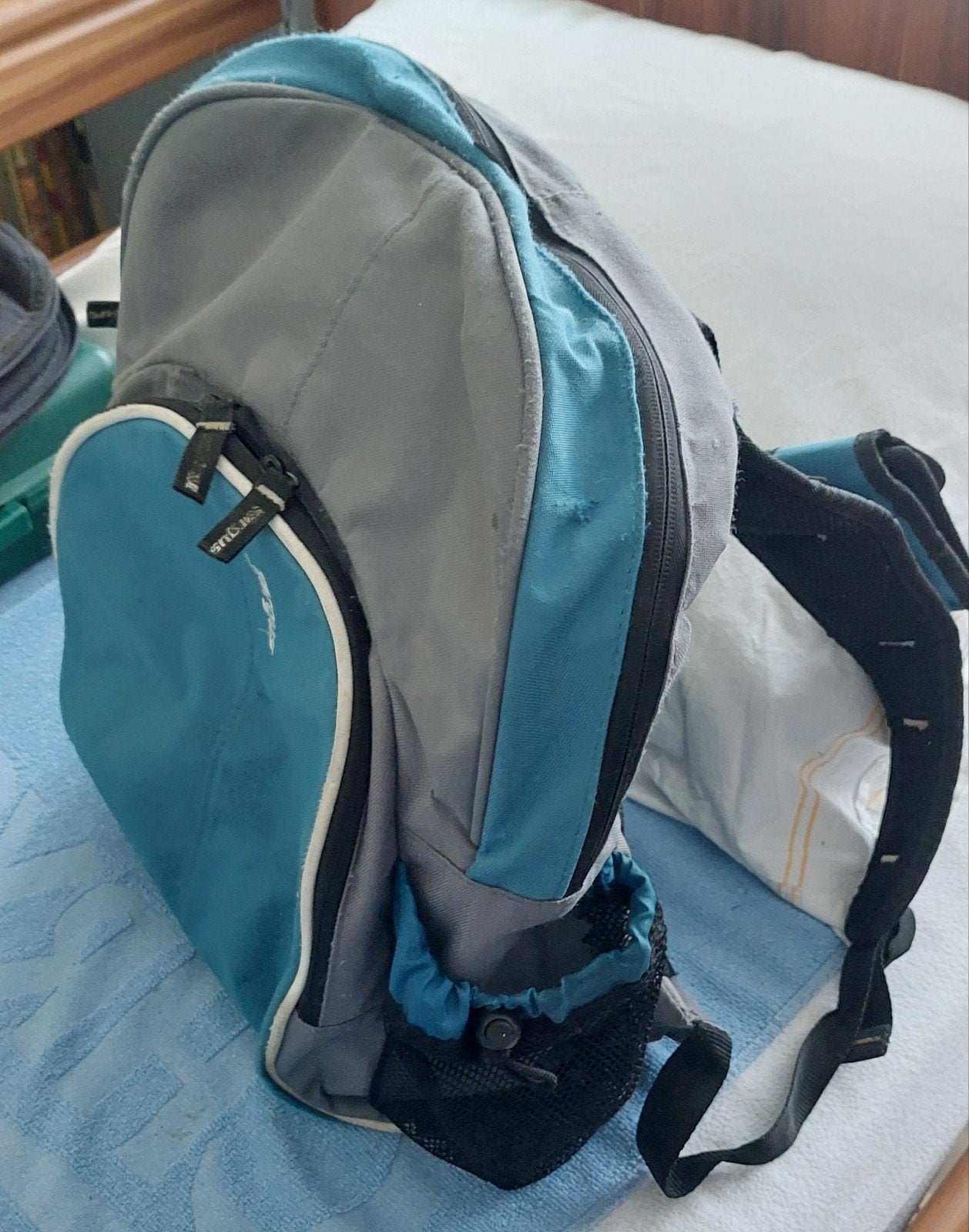 Targus Essential laptoprugzak Grijs/Blauw - Gebruikt, Overige merken, 40 cm of meer, Gebruikt, Ophalen of Verzenden
