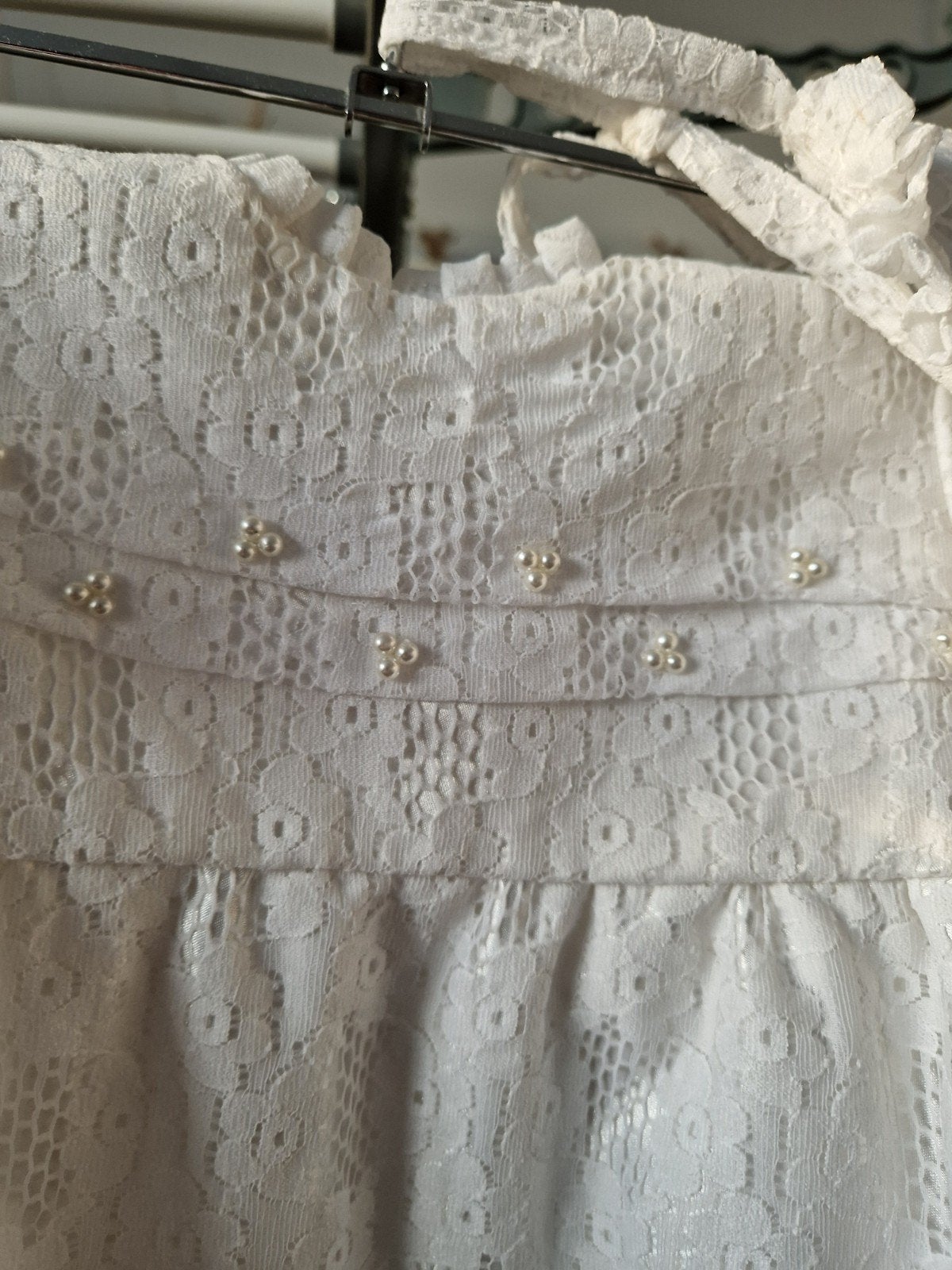 7 öude doopjurkjes'en heel veel tasjes. Bijbeltje handschoen, Antiek en Kunst, Antiek | Kleding en Accessoires, Ophalen of Verzenden