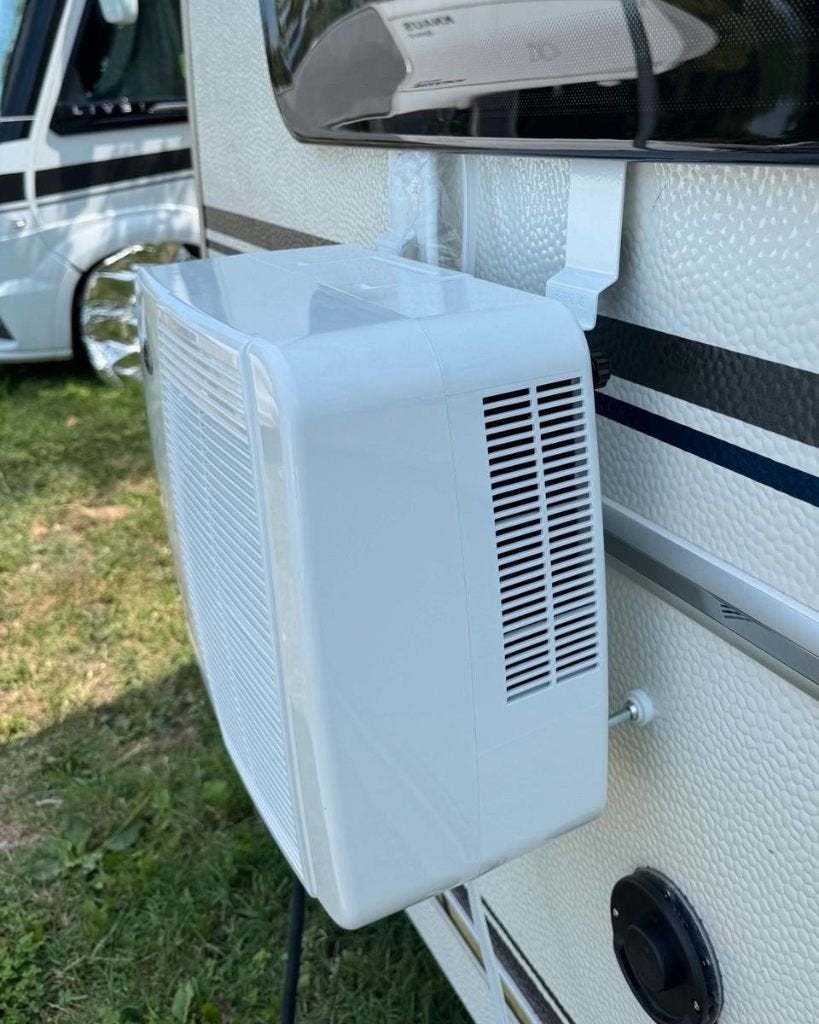 Wit splinternieuw - Eurom Caravan Airco AC2401, Caravans en Kamperen, Ophalen, Nieuw