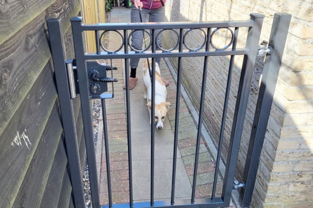 Stalen tuinpoort op maat, looppoort, Ophalen, Staal, Nieuw, Looppoort