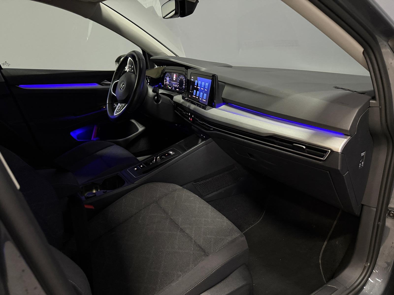 Volkswagen Golf 1.0 eTSI Life Adaptive Cruise|Carplay/Andr, Dealer onderhouden, Stof, Gebruikt, Automatische klimaatregeling