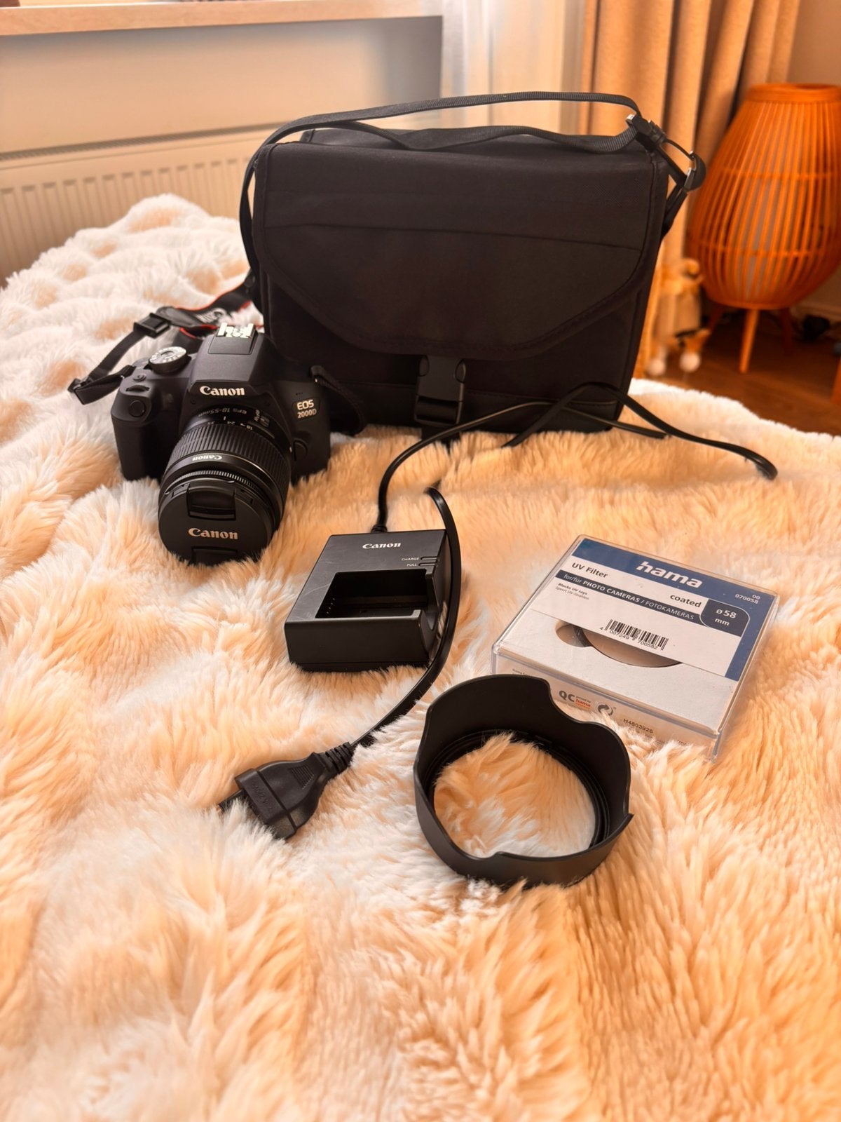 Canon EOS 2000D, Spiegelreflex, Canon, 21 megapixels, Zo goed als nieuw