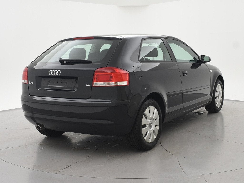 Audi A3 1.6 3-DEURS *86 KM FABRIEKSNIEUW* EXCL. BTW - UNIEK, Auto's, Audi, Voorwielaandrijving, Metallic lak, Gebruikt, 4 cilinders
