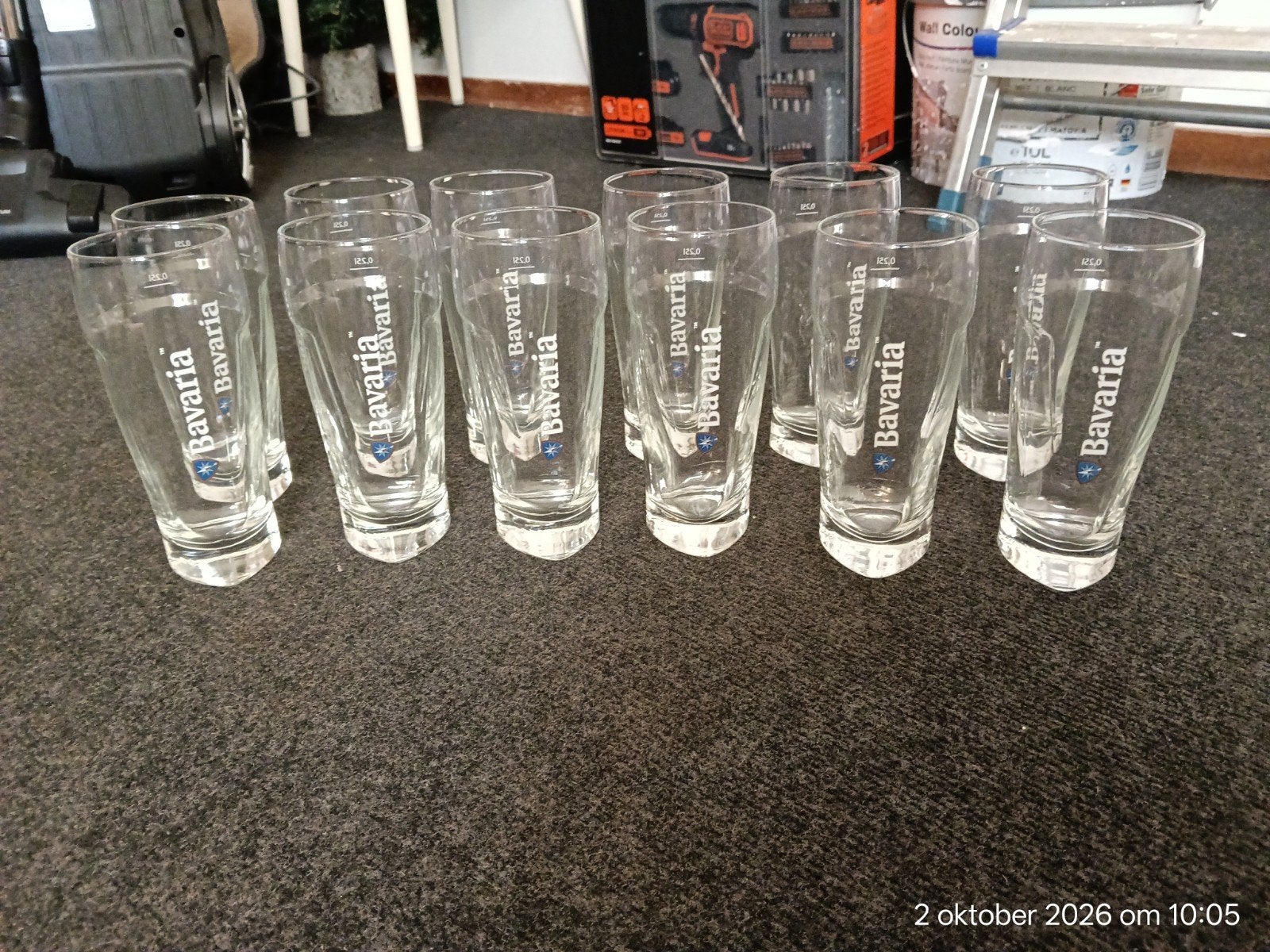 Te koop: een set van 12  Bavaria bierglazen (0,25 l) in hele, Verzamelen, Ophalen, Zo goed als nieuw, Bierglas