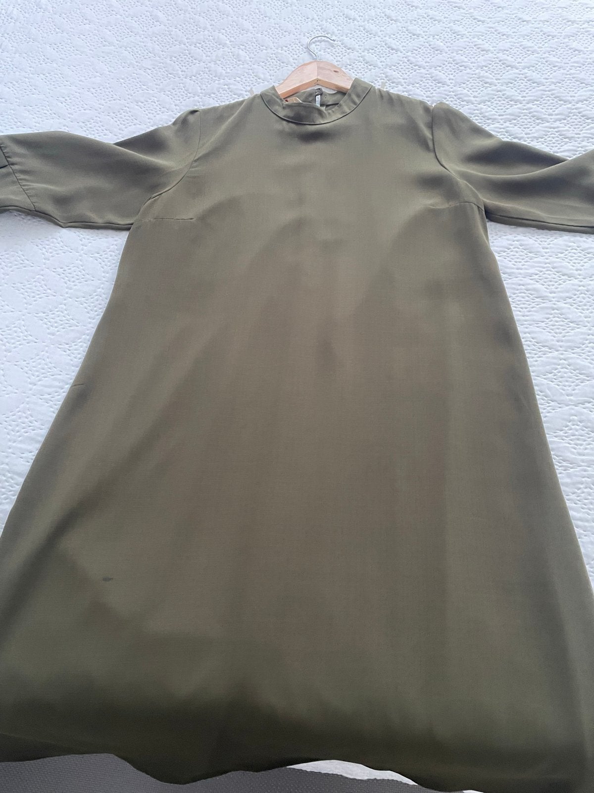 - Comfortabele Jurk in Olijfgroen, Kleding | Dames, Jurken, Gedragen, Ophalen, Maat 38/40 (M), Onder de knie