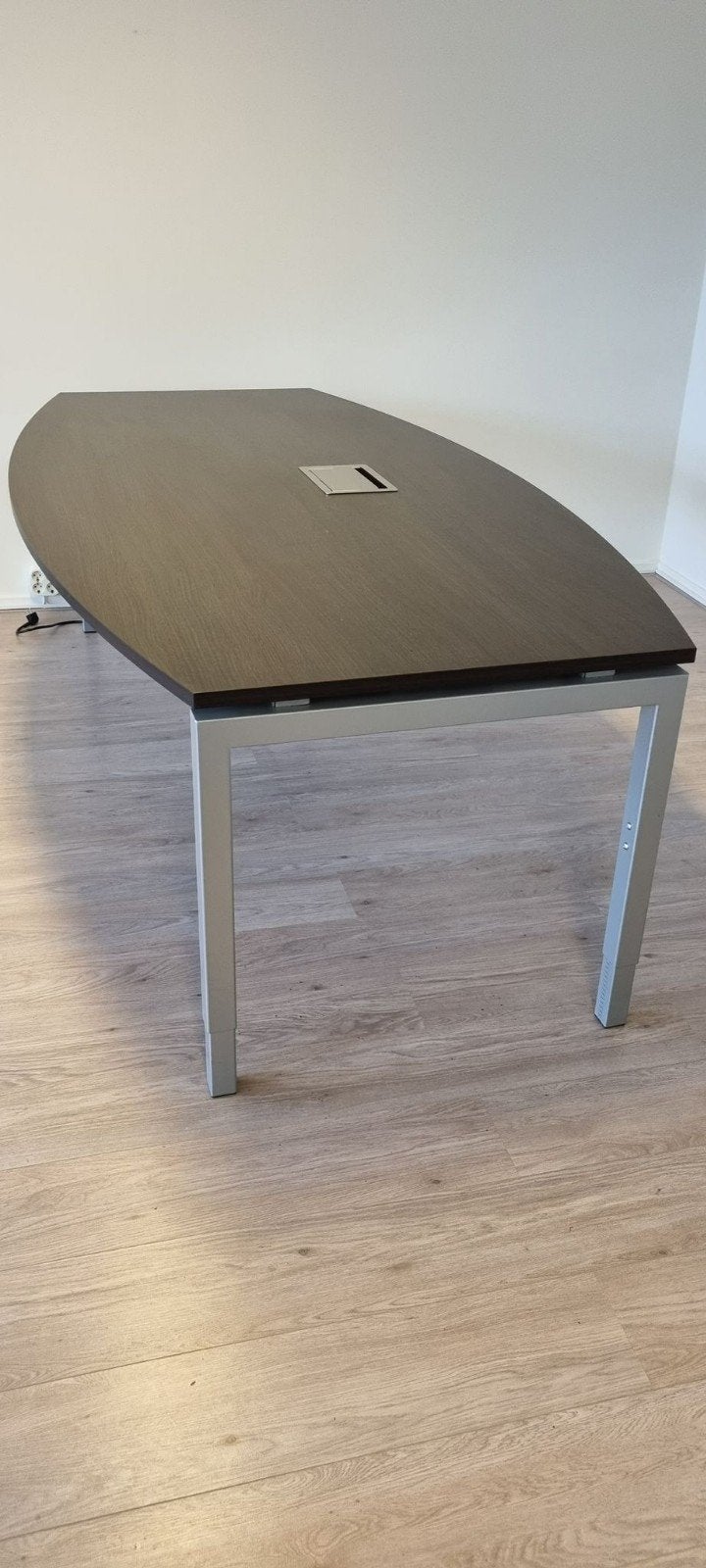 vergadertafel met stoelen, Huis en Inrichting, Bureaus, Ophalen