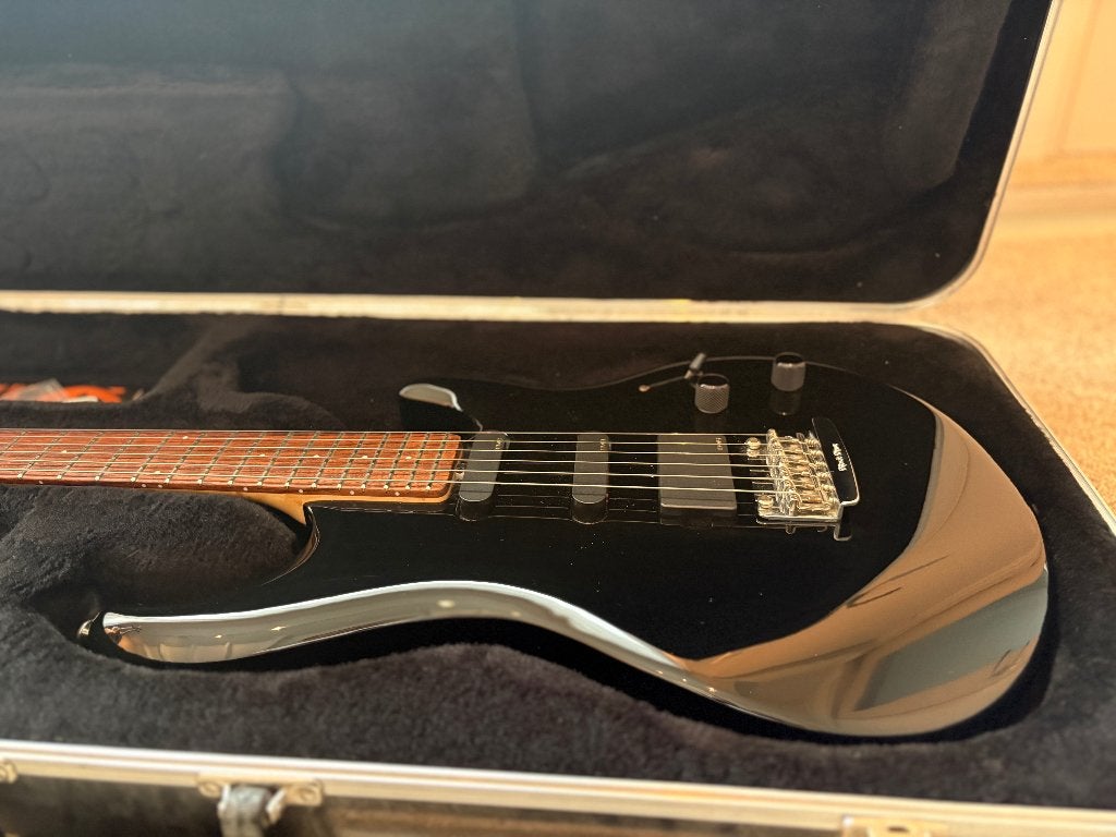 Foto 10 van Ernie Ball Music Man " LUKE "   elektrische gitaar
