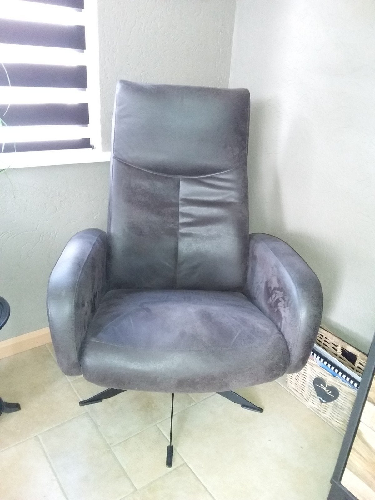 Comfortabele draaibare relaxfauteuil - Grijs, Ophalen, Gebruikt, 75 tot 100 cm, 75 tot 100 cm