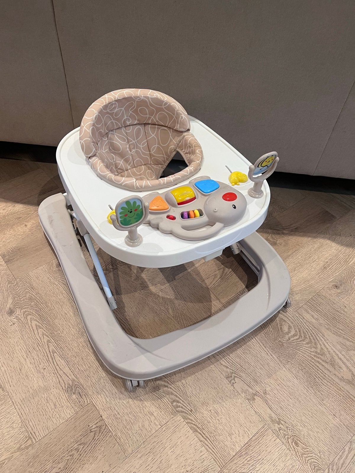 Loopwagen - Zo goed als nieuw, Kinderen en Baby's, Overige Kinderen en Baby's, Ophalen of Verzenden, Zo goed als nieuw