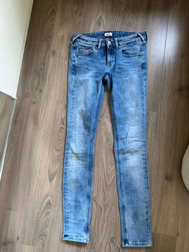 Tommy Hilfiger Dames Jeans - Maat W29/L32, Ophalen of Verzenden, Zo goed als nieuw, Blauw, W28 - W29 (confectie 36)
