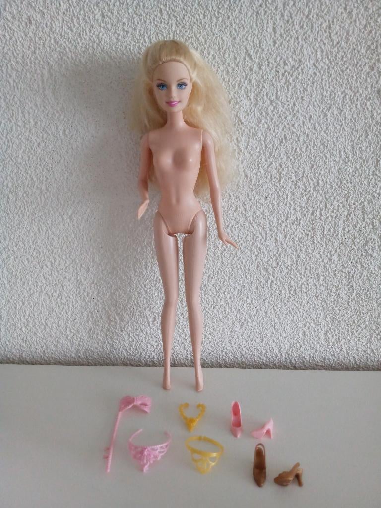 Barbie Masquerade Cinderella J7431 uit 2005 met Accessoires, Ophalen of Verzenden, Gebruikt, Pop
