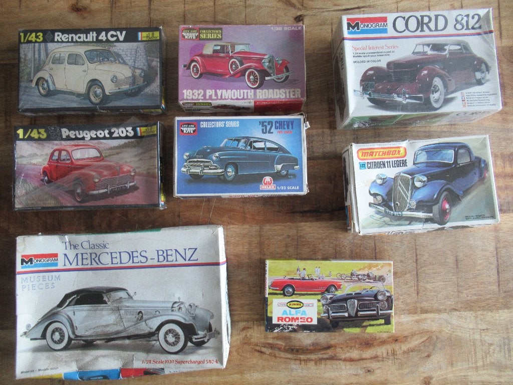 8 NIEUWE oude vintage bouwdozen auto's matchbox Heller enz., Overige merken, Auto, Groter dan 1:32, Nieuw