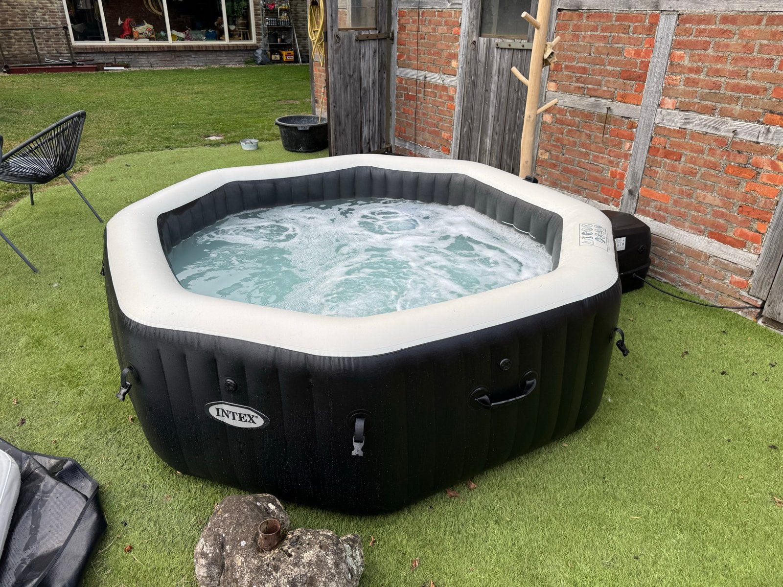 Intex PureSpa Jet & Bubble Deluxe Jacuzzi (Ø218 cm, 6 pers.), Ophalen, Gebruikt, Afdekzeil, Opblaasbaar