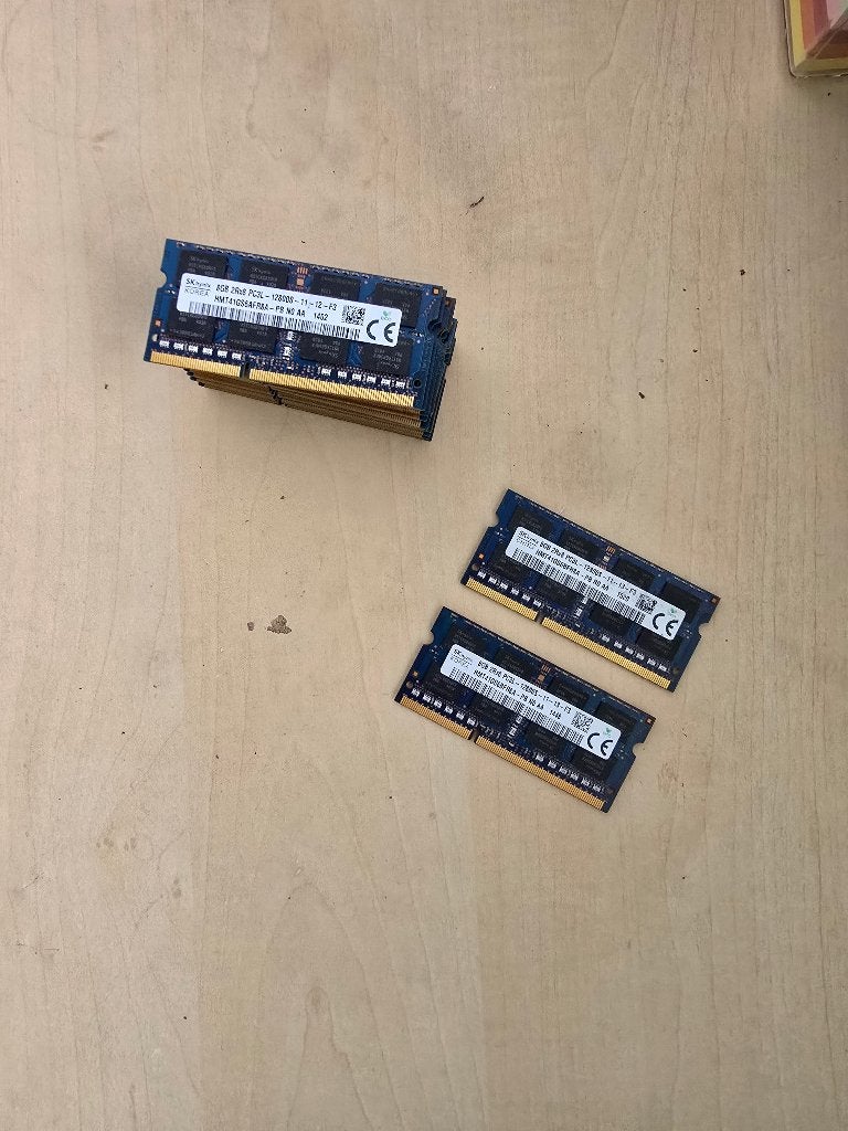 16GB DDR3 Sk Hynix 2Rx8 PC3L-12800S-11-13-F3, DDR3, Ophalen of Verzenden, Zo goed als nieuw, Laptop
