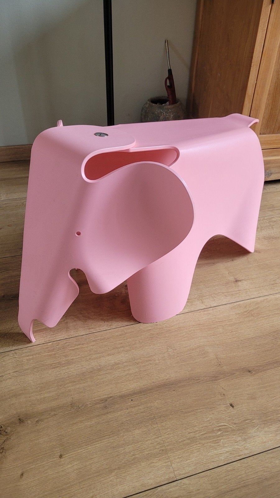 Vitra Eames Elephant/ olifant roze kinderstoel/speelgoed, Ophalen, Zo goed als nieuw