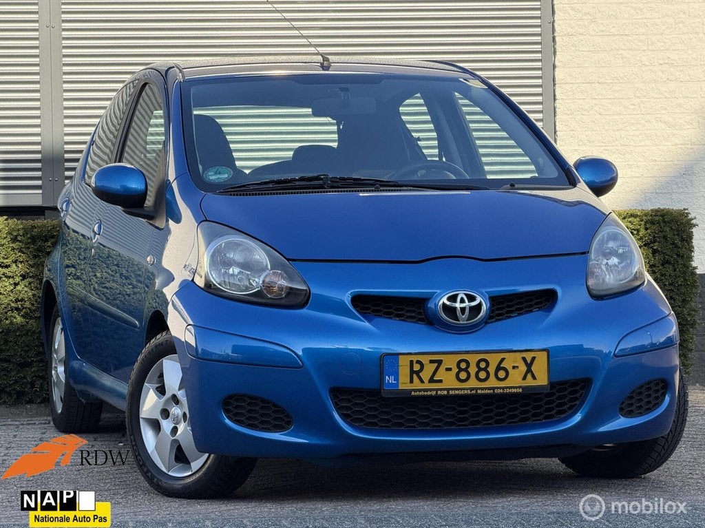 Toyota Aygo 1.0-12V Access|APK|AIRCO|ELEKRAMEN, Voorwielaandrijving, Gebruikt, 68 pk, Bedrijf