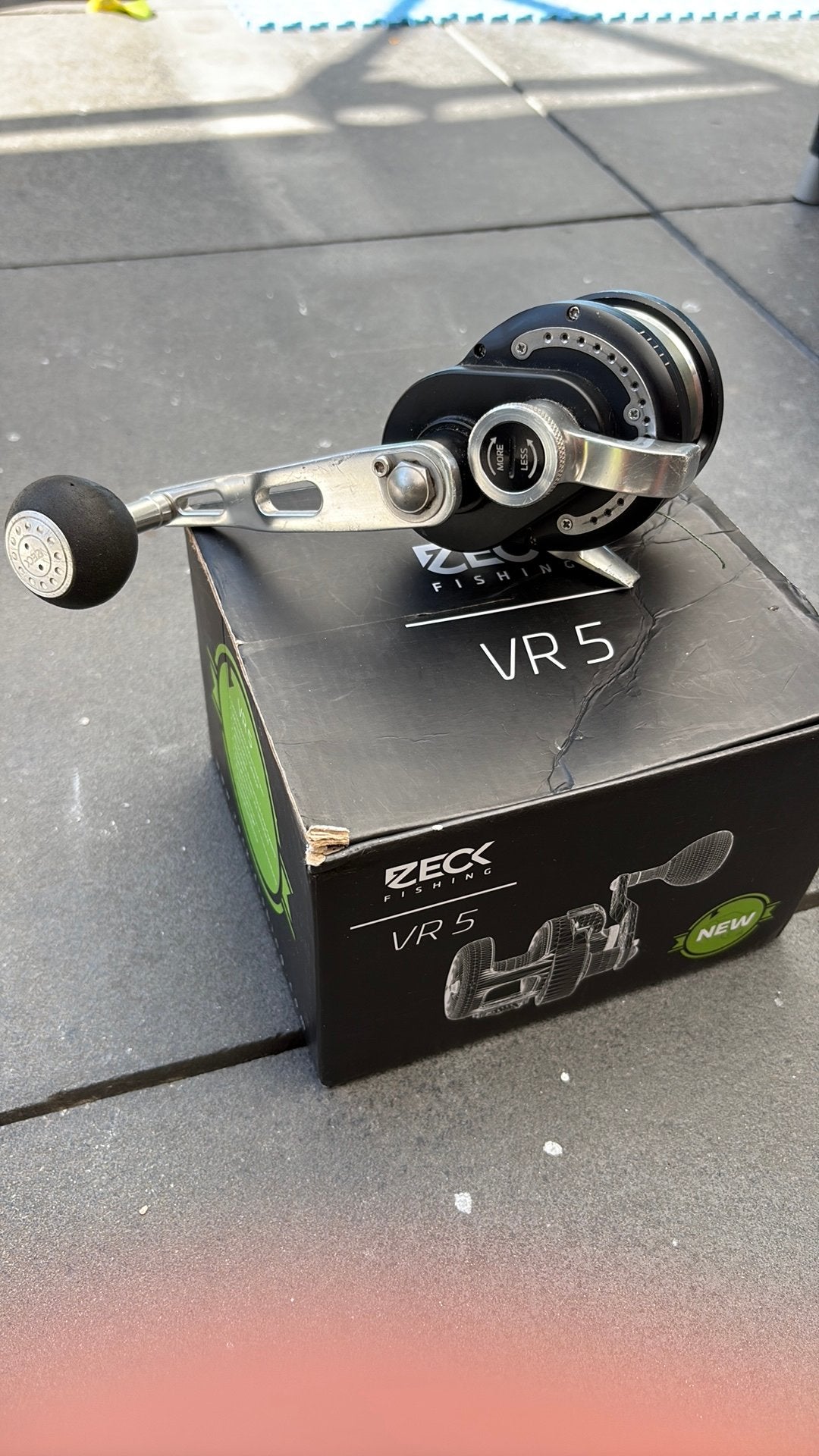 Zeck VR 5 Left Hand (LH) Meerval Reel – Originele Doos, Ophalen, Zo goed als nieuw