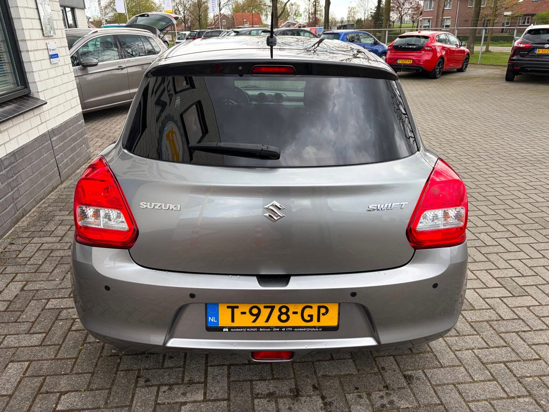 Suzuki Swift 1.2 Stijl / Camera / Airco / Carplay / Centrale, Auto's, Stof, Gebruikt, 4 cilinders, 400 kg