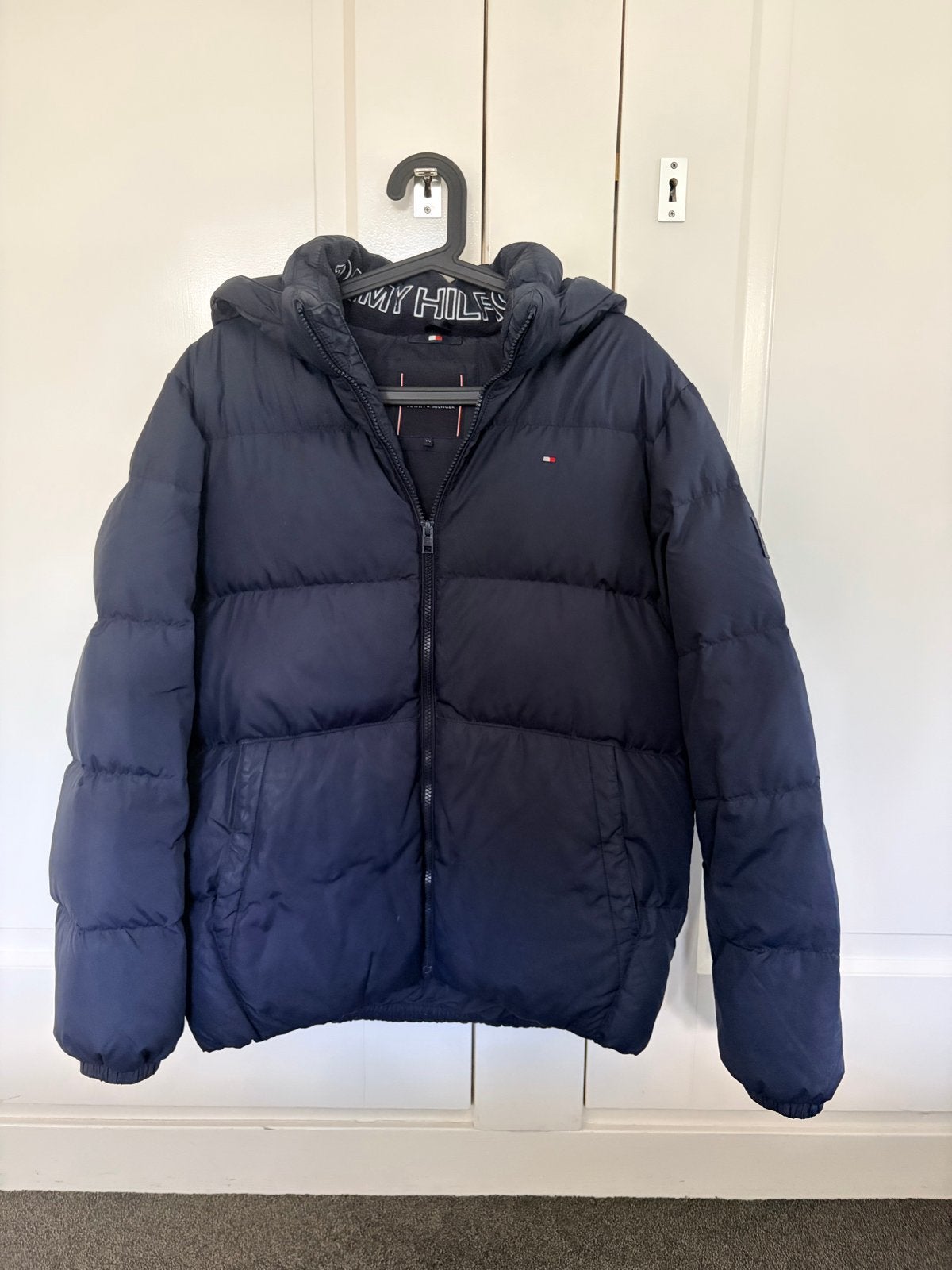 Tommy Hilfiger Puffer Jas - Donkerblauw - 176, Kinderen en Baby's, Ophalen of Verzenden, Zo goed als nieuw, Jongen of Meisje, Jas
