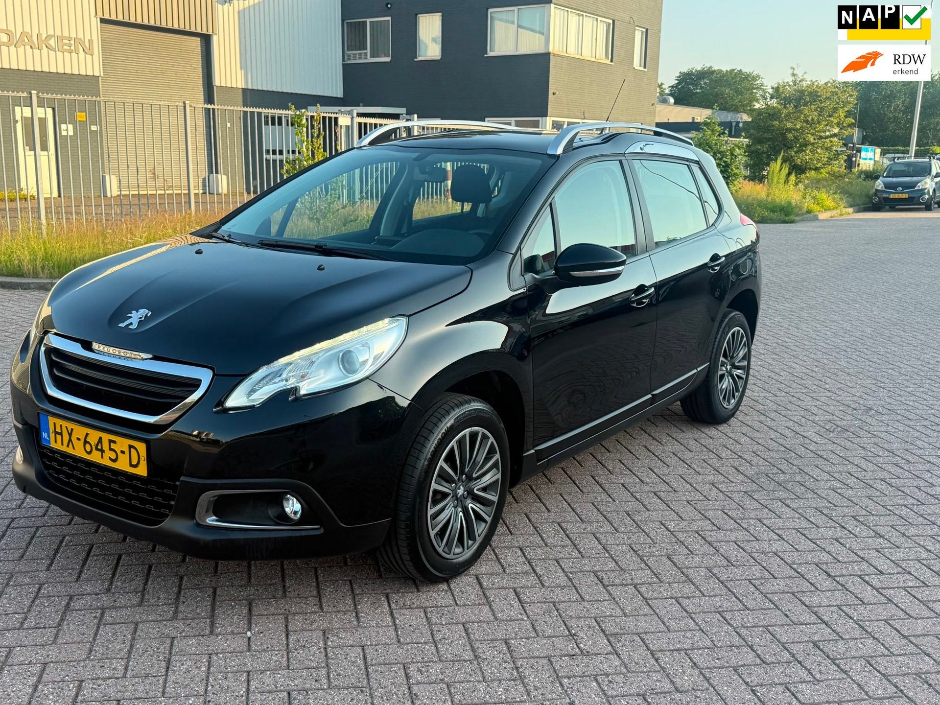 Peugeot 2008 1.2 PureTech Active, Auto's, Voorwielaandrijving, Gebruikt, Euro 6, 1270 kg