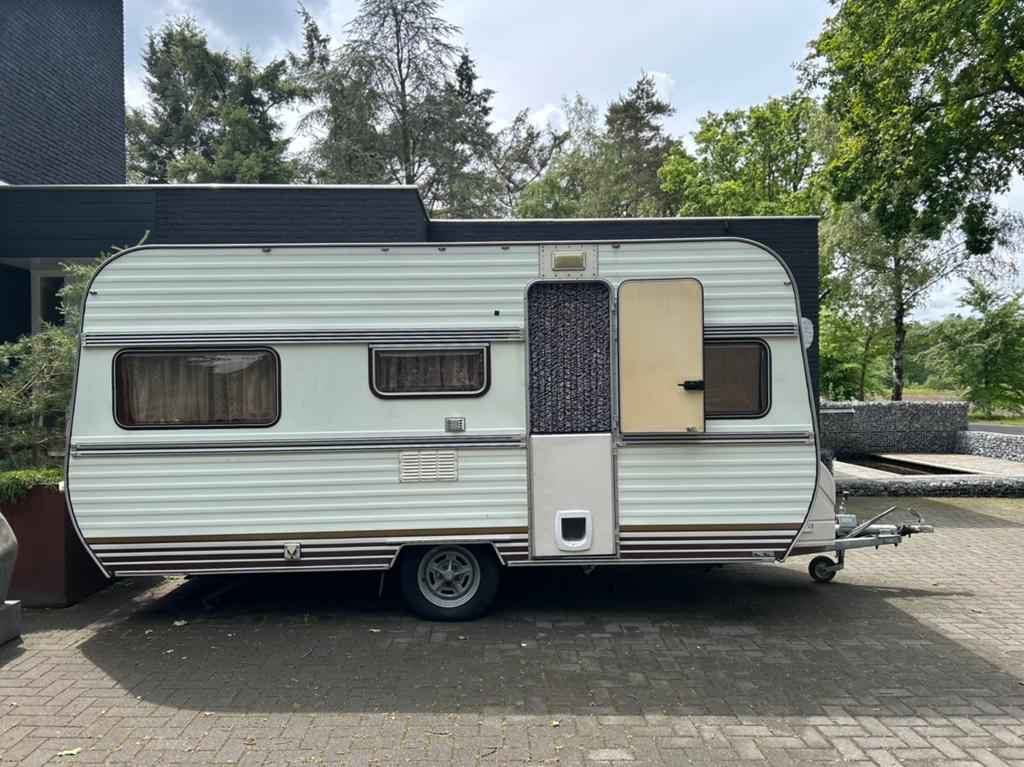 Mooie hobby caravan / festival / vakantie, Caravans en Kamperen, Caravans, Rondzit, Hobby, Koelkast, Bedrijf