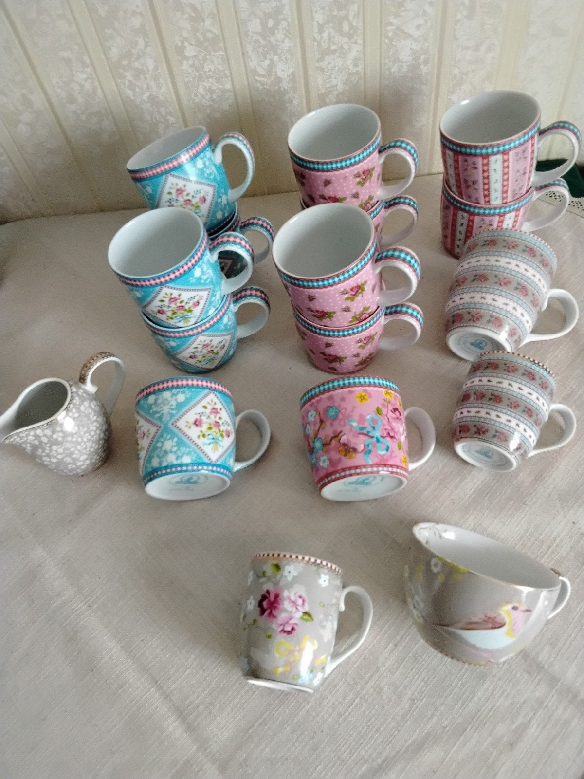 Pip mokken., Ophalen of Verzenden, Porselein, Overige stijlen, Kop(pen) en/of Schotel(s)