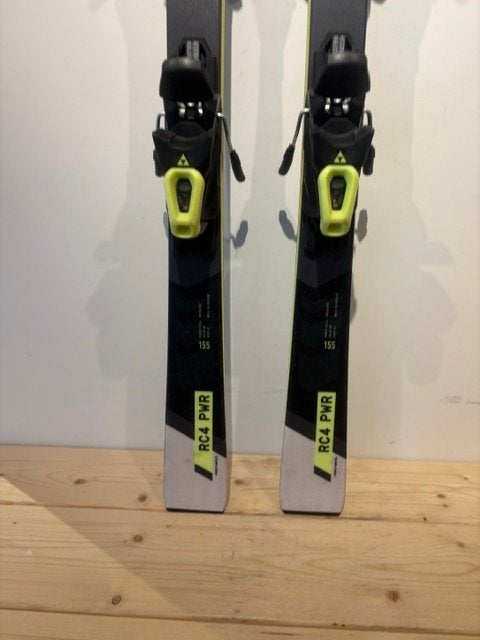 Fischer RC4 Power Allround Carveski's lengte 155 cm Netjes, Sport en Fitness, Skiën en Langlaufen, 140 tot 160 cm, Ophalen of Verzenden