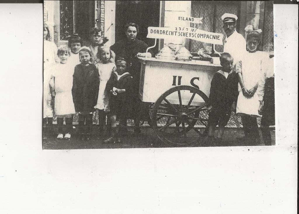 Dordrecht Ijskar Schepijscompagnie 2,3,4,10 cent met klanten, Ophalen of Verzenden, 1920 tot 1940, Ongelopen, Zuid-Holland