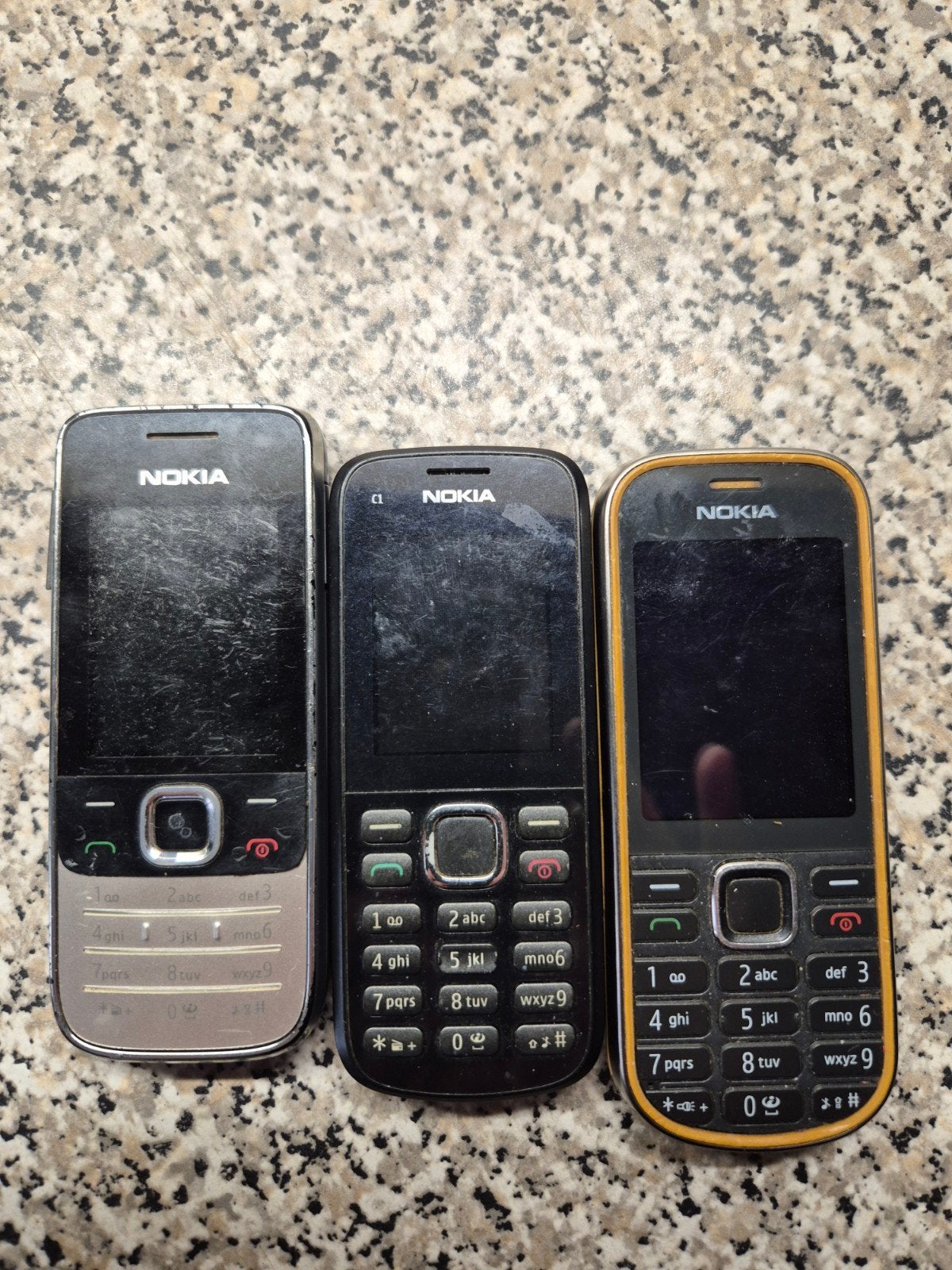 Nokia klassieke telefoons - 3 stuks, Ophalen, Gebruikt, Fysiek toetsenbord, Minder dan 3 megapixel