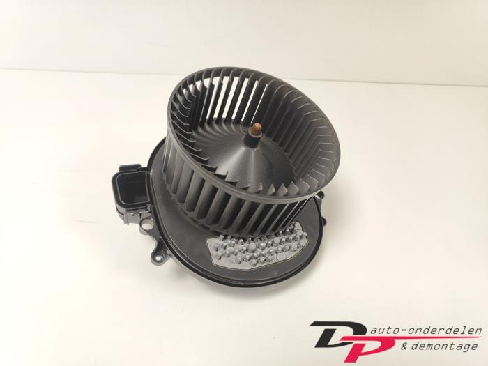 Kachel Ventilatiemotor van een BMW 1-Serie, Gebruikt, -, -, Ophalen of Verzenden
