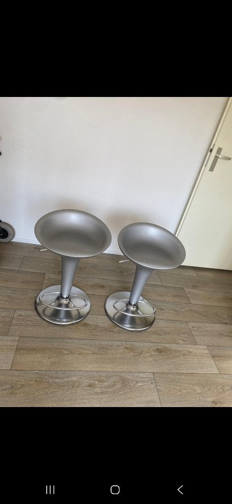 Barkruk Bombo, Huis en Inrichting, Barkrukken, Ophalen, Kunststof, Gebruikt, 60 tot 90 cm