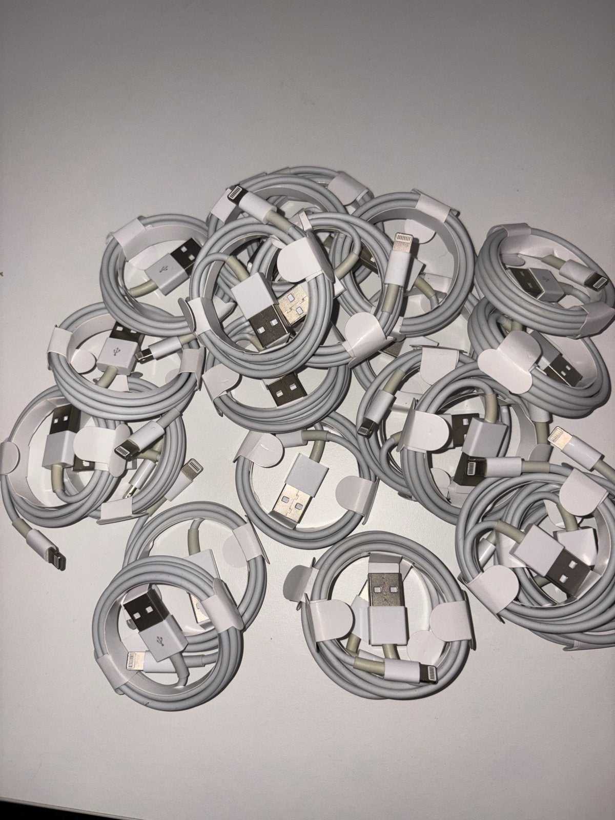 23 Gloednieuwe iPhone Oplaadkabels - Lightning naar USB-A, Lightning, Nieuw, Oplaadkabel, Apple