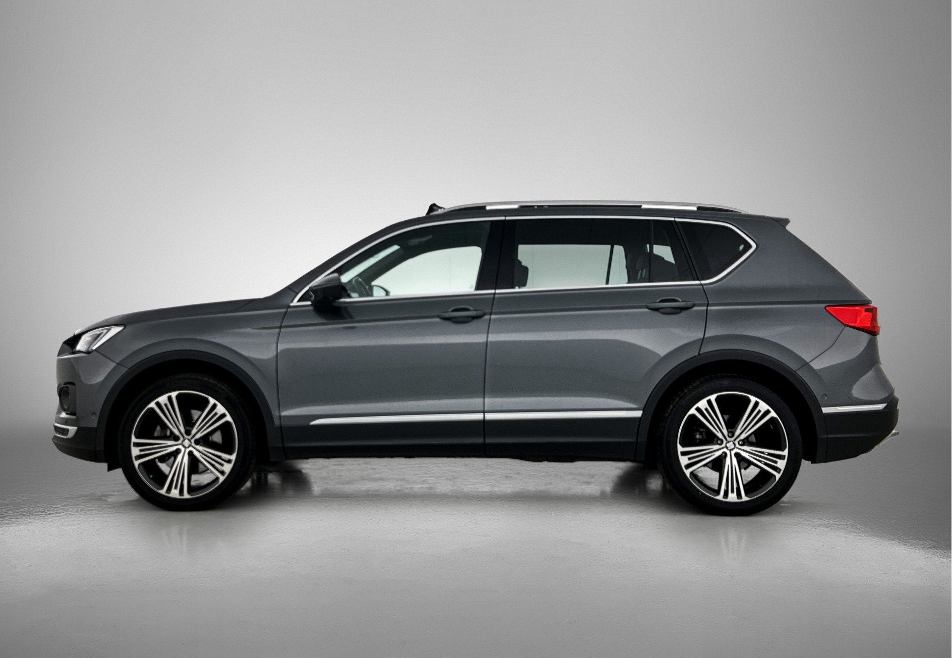 SEAT Tarraco 2.0 TSI 190PK 4DRIVE Xcellence 7Pers. | 360 CAM, Auto's, Seat, Automaat, 12 maanden, Stof, Gebruikt
