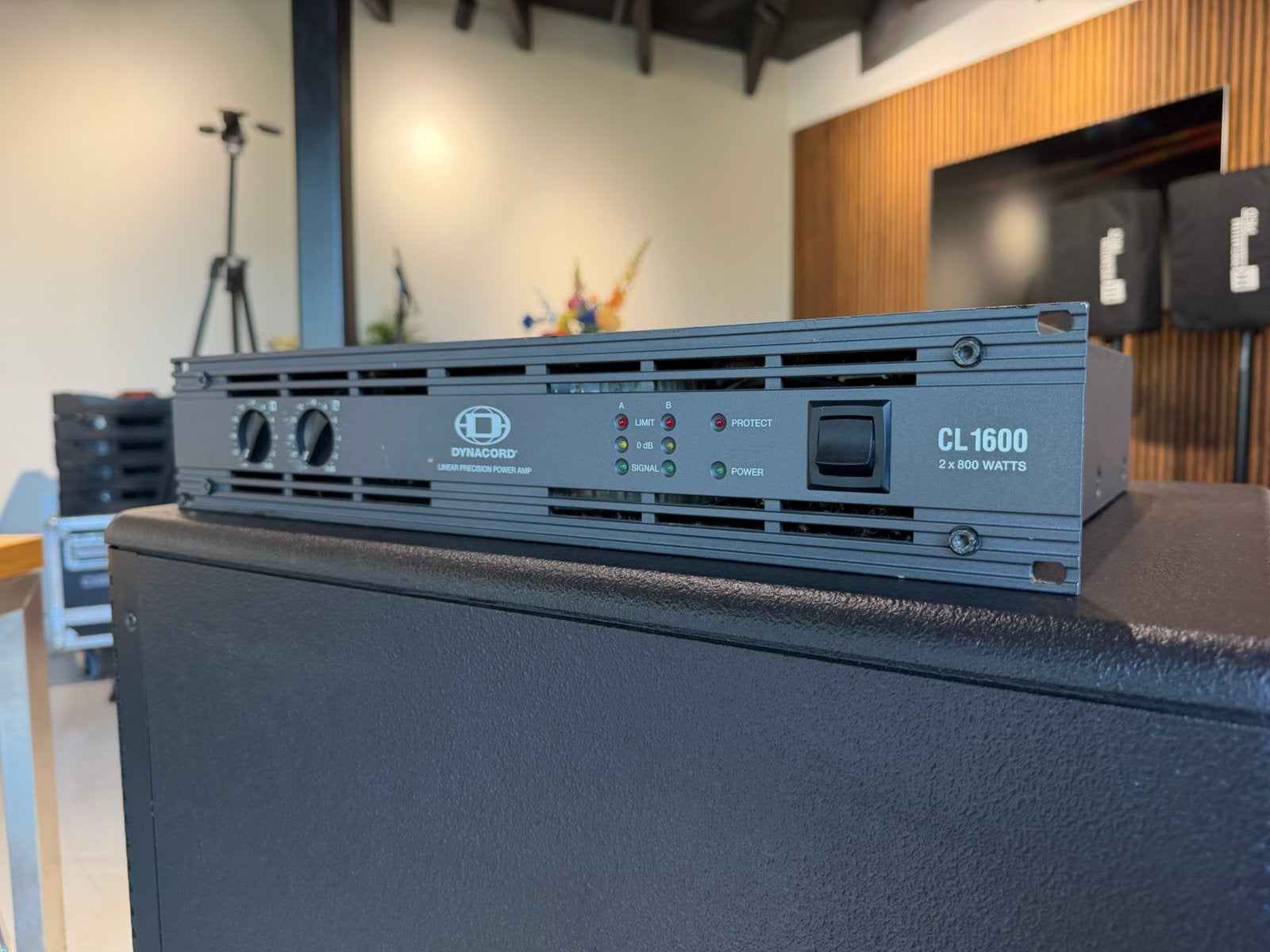 Dynacord CL1600 2x 800 watt, Audio, Tv en Foto, Luidsprekers, Overige merken, Geen, Geen, Ophalen of Verzenden