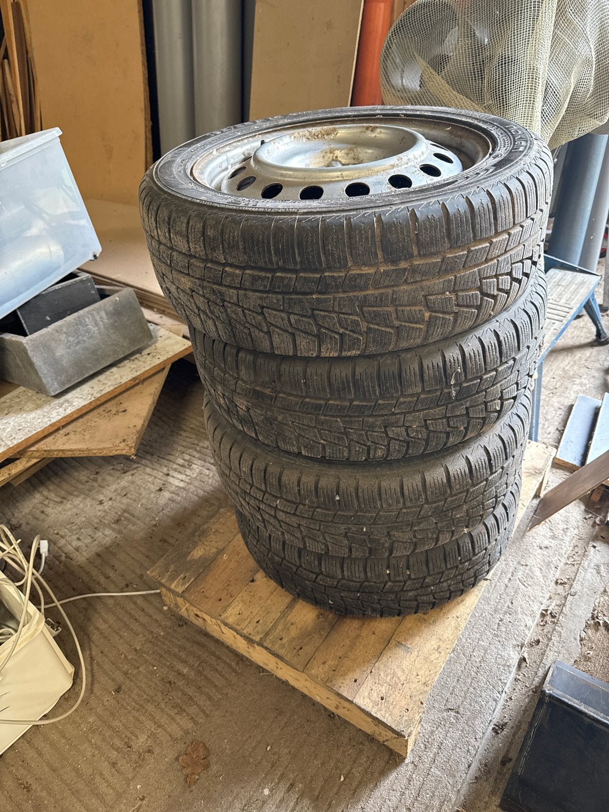 Winterbanden met velgen voor Toyota Prius 195/55 R16, Ophalen, Gebruikt, 16 inch, Banden en Velgen