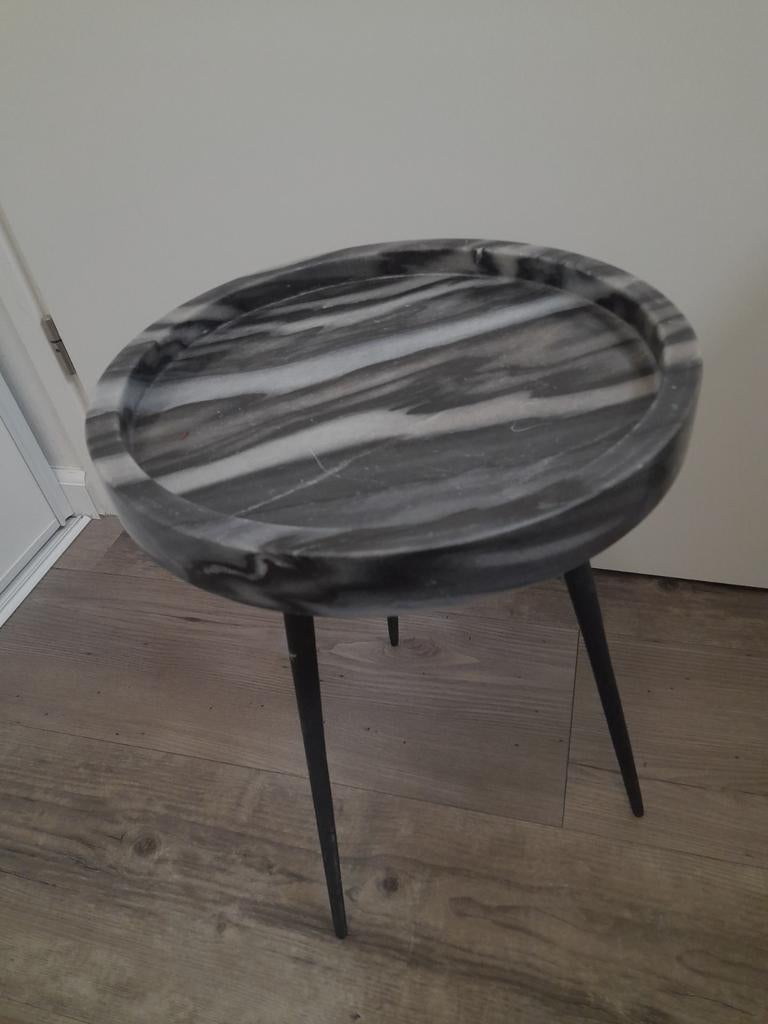 Zuiver Karrara Grey Marmer Bijzettafel, Minder dan 55 cm, Rond, Zo goed als nieuw, Ophalen