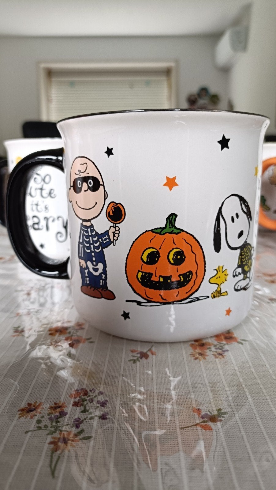 Snoopy Peanuts Mok XL Halloween Herfst, Huis en Inrichting, Keuken | Servies, Ophalen of Verzenden, Nieuw, Glas of Glazen
