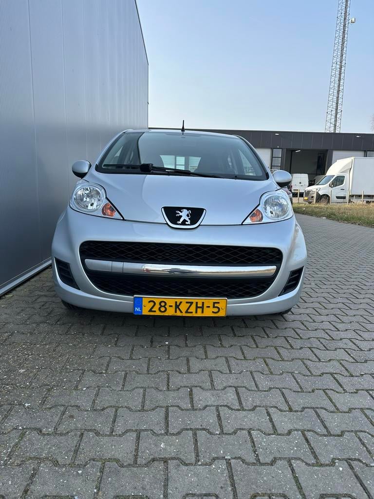 Peugeot 107 1.0 5DR  Grijs *Airco NAP 100.000 Km nieuwe apk, Voorwielaandrijving, 4 stoelen, 68 pk, Origineel Nederlands