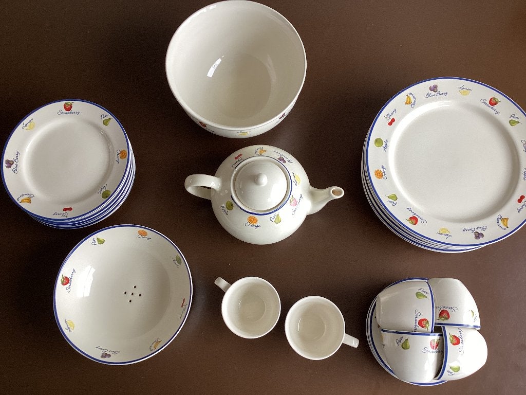 Servies met fruitmotief van ART + Design, Overige merken, Ophalen of Verzenden, Zo goed als nieuw, Overige stijlen